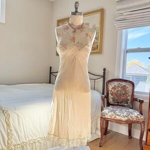 vintage kayser size nude 36 tall bias cut ivory nylon‎ slip